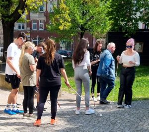 Projekttag für medizinische Fachangestellte - Selbsterfahrung mit dem Blindenlangstock