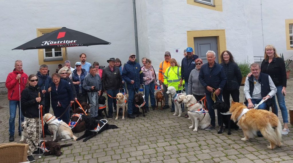 Gruppenbild Teilnehmer Jahresabschluss-Seminar